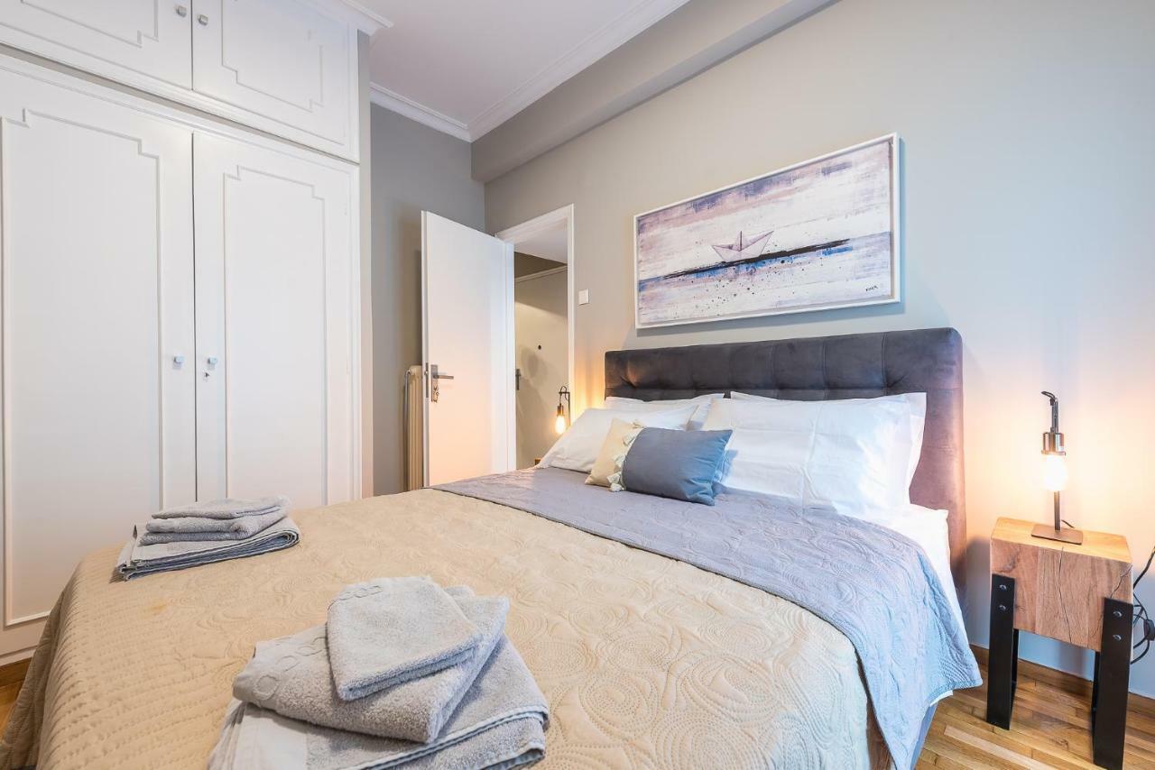 Apartamento Elegant Living At The Heart Of Atenas Exterior foto