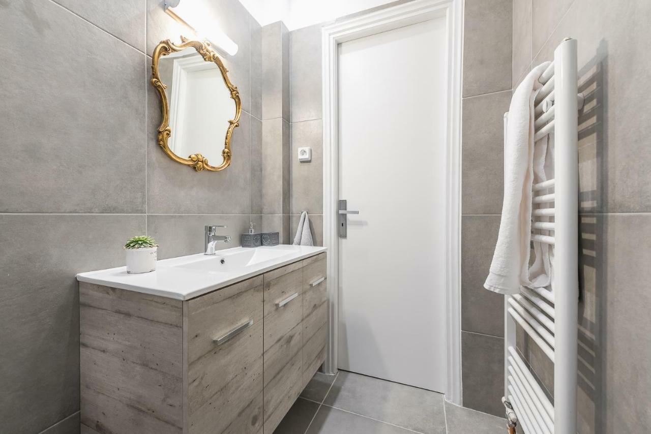 Apartamento Elegant Living At The Heart Of Atenas Exterior foto
