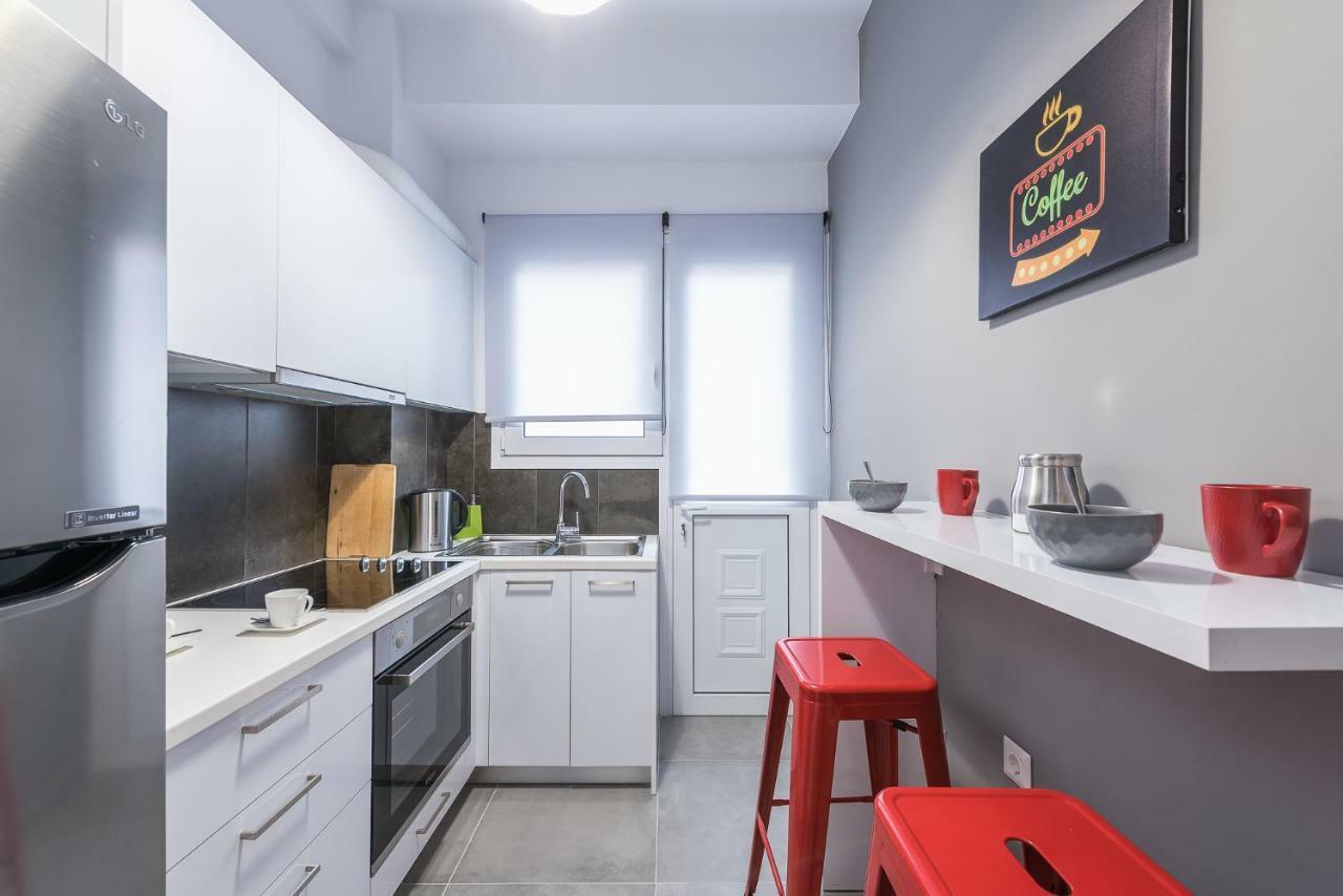 Apartamento Elegant Living At The Heart Of Atenas Exterior foto